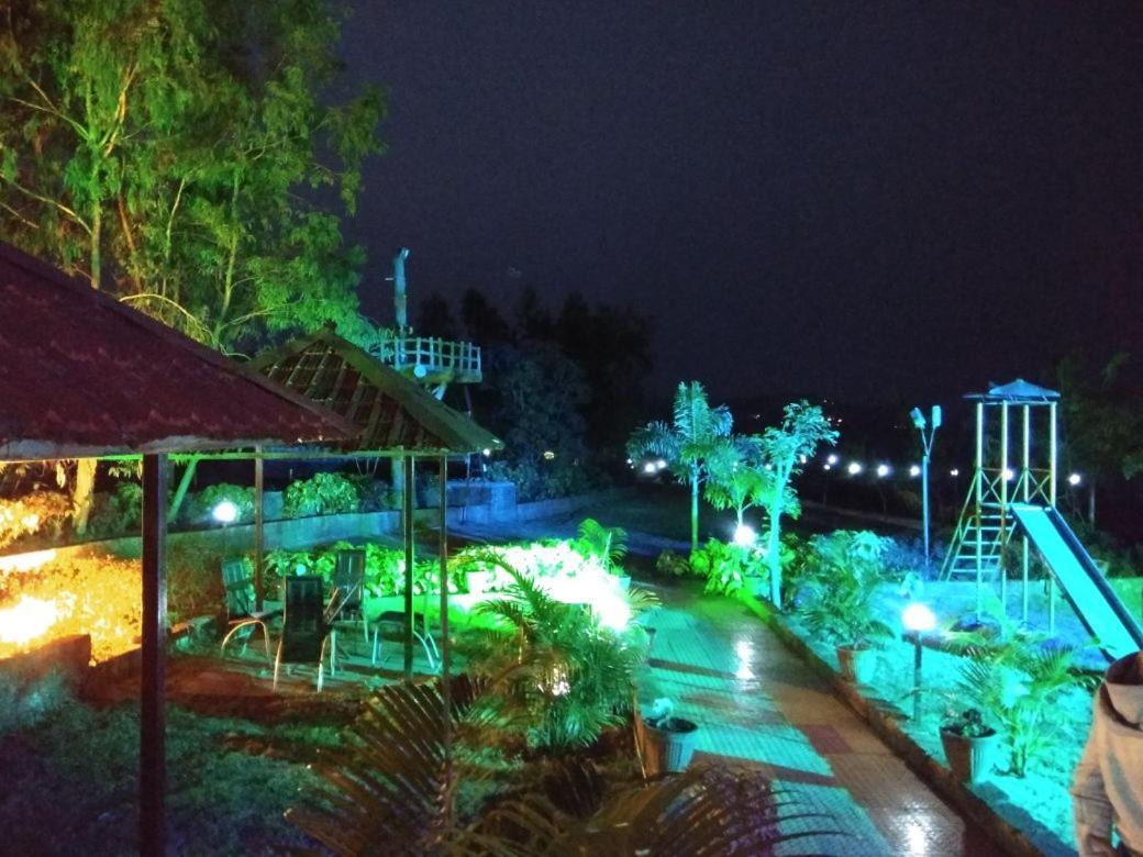 Yogadaa Royal Resort Махабалешвар Екстер'єр фото